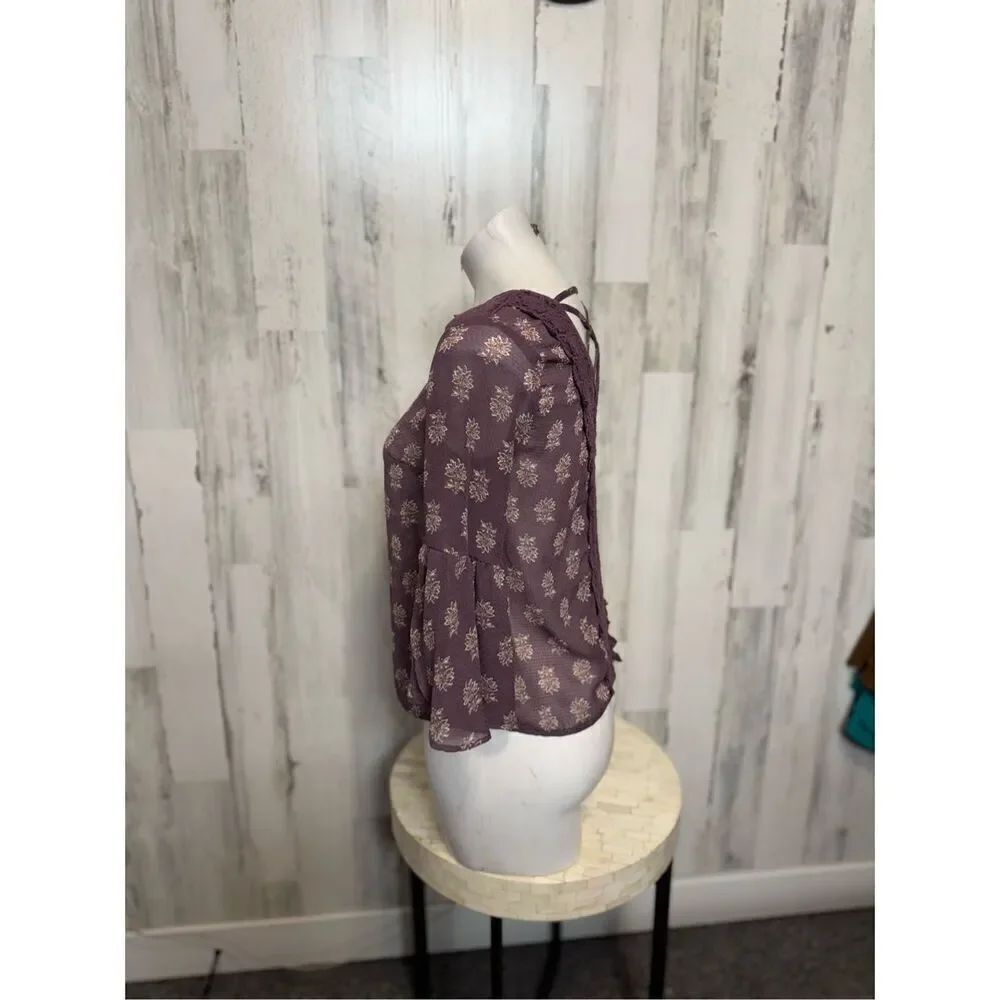 Purple blouse  - Picture 3 of 6